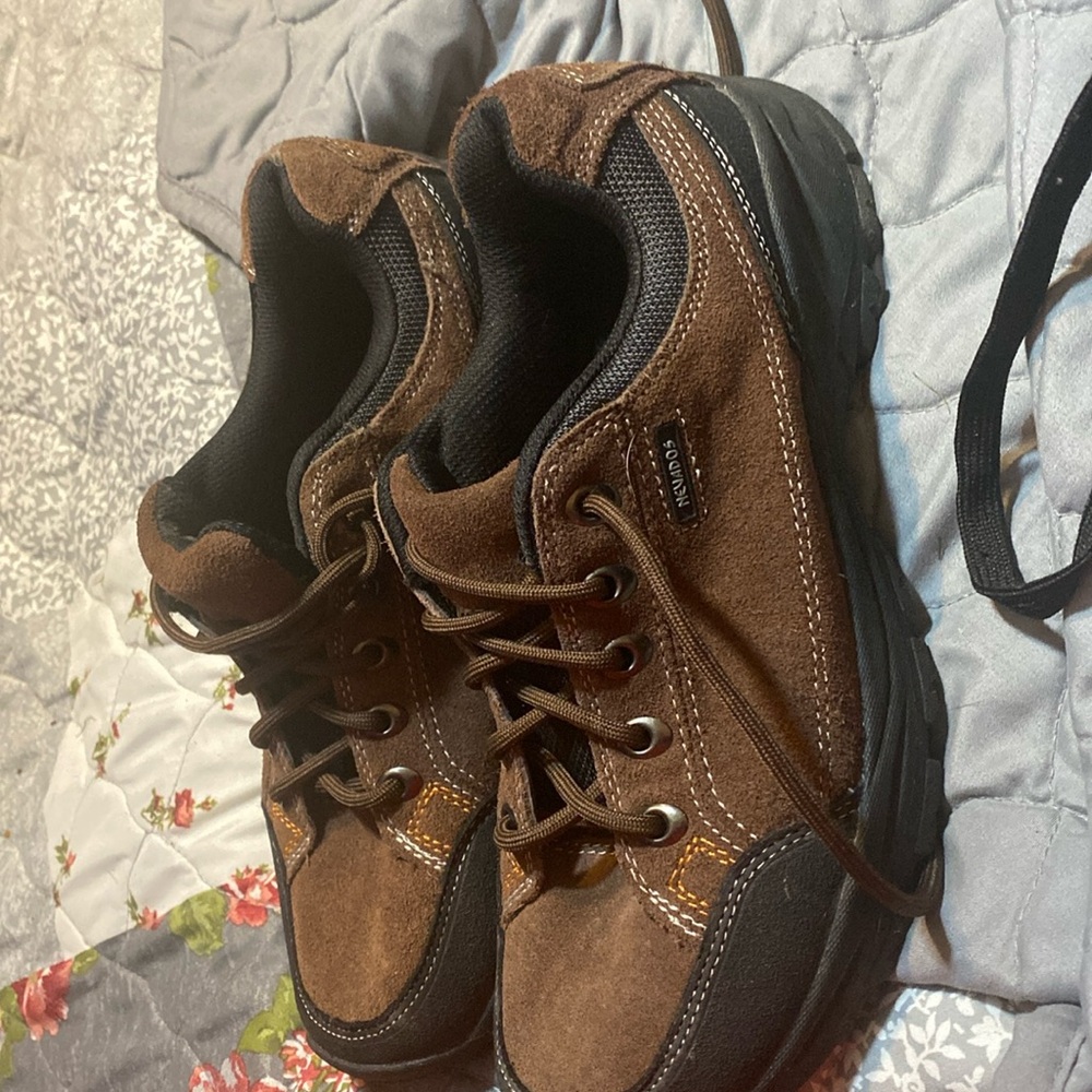 Men’s Nevados hiking shoes